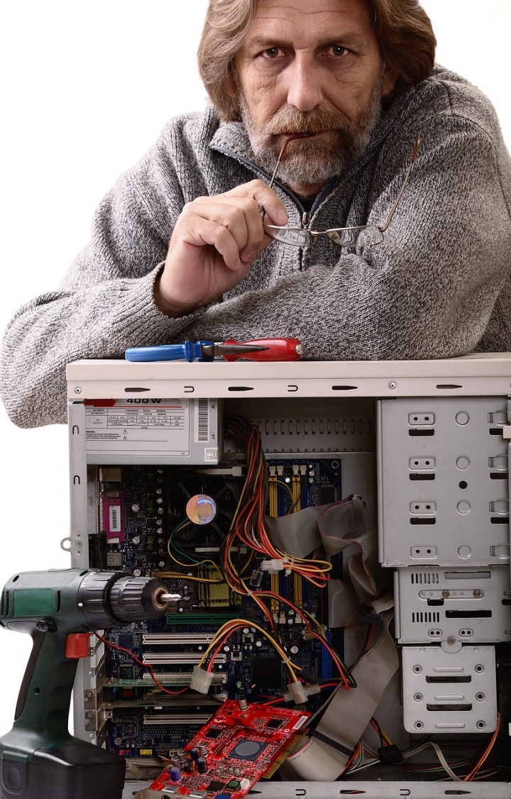 gas boiler repair technician